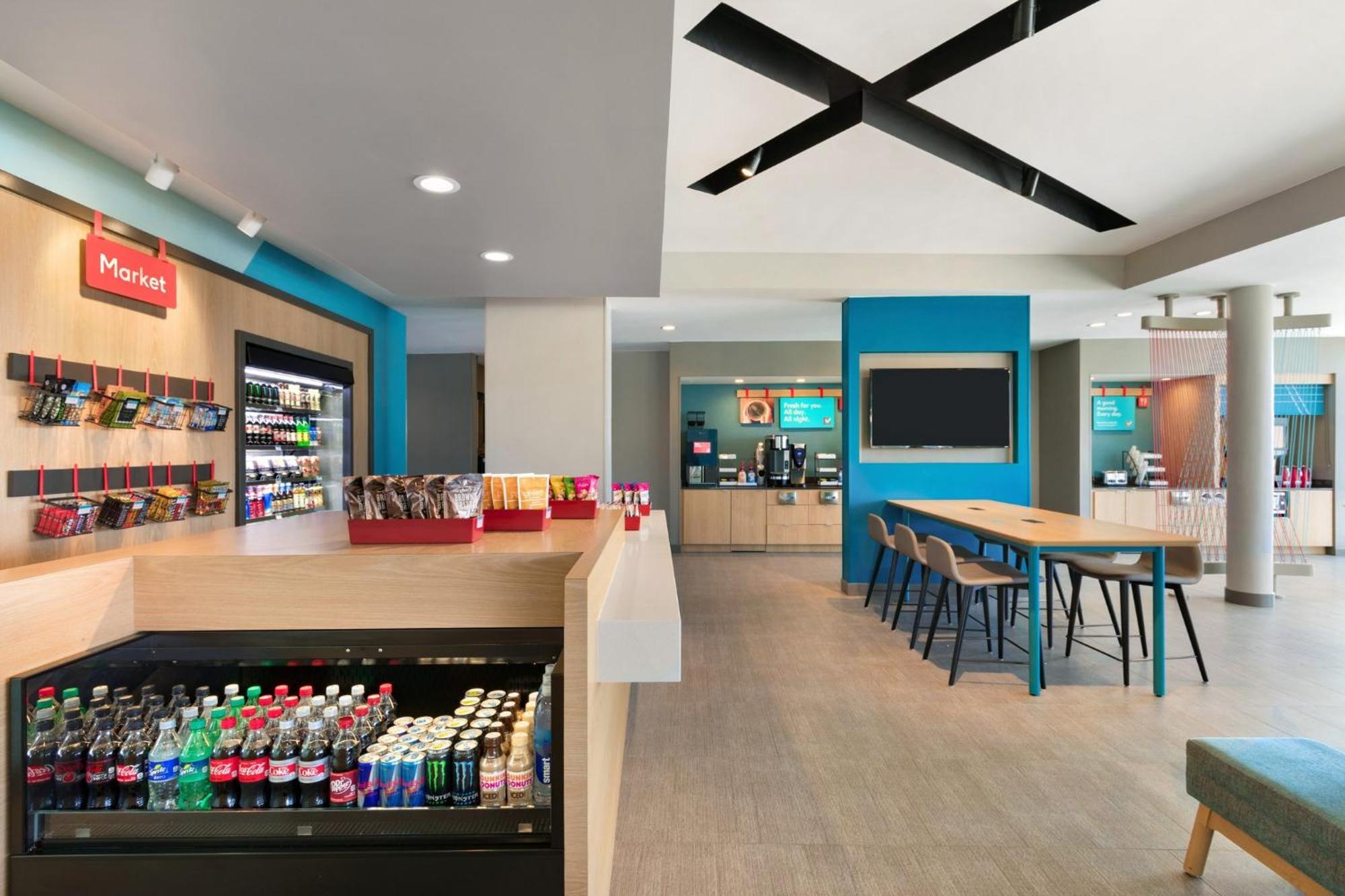 Avid Hotel Traverse City By Ihg ภายนอก รูปภาพ
